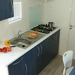 营地 Happy Camp Mobile Homes In Balatontourist Fuered & 2*